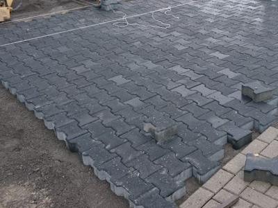 kostka brukowa, stacja benzynowa 3